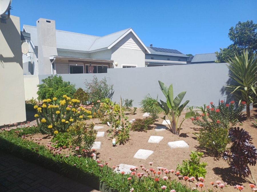 3 Bedroom Property for Sale in Stilbaai Wes Western Cape